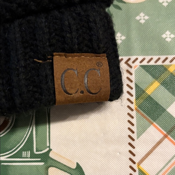 Women’s C.C. Beanie black - Picture 3 of 3